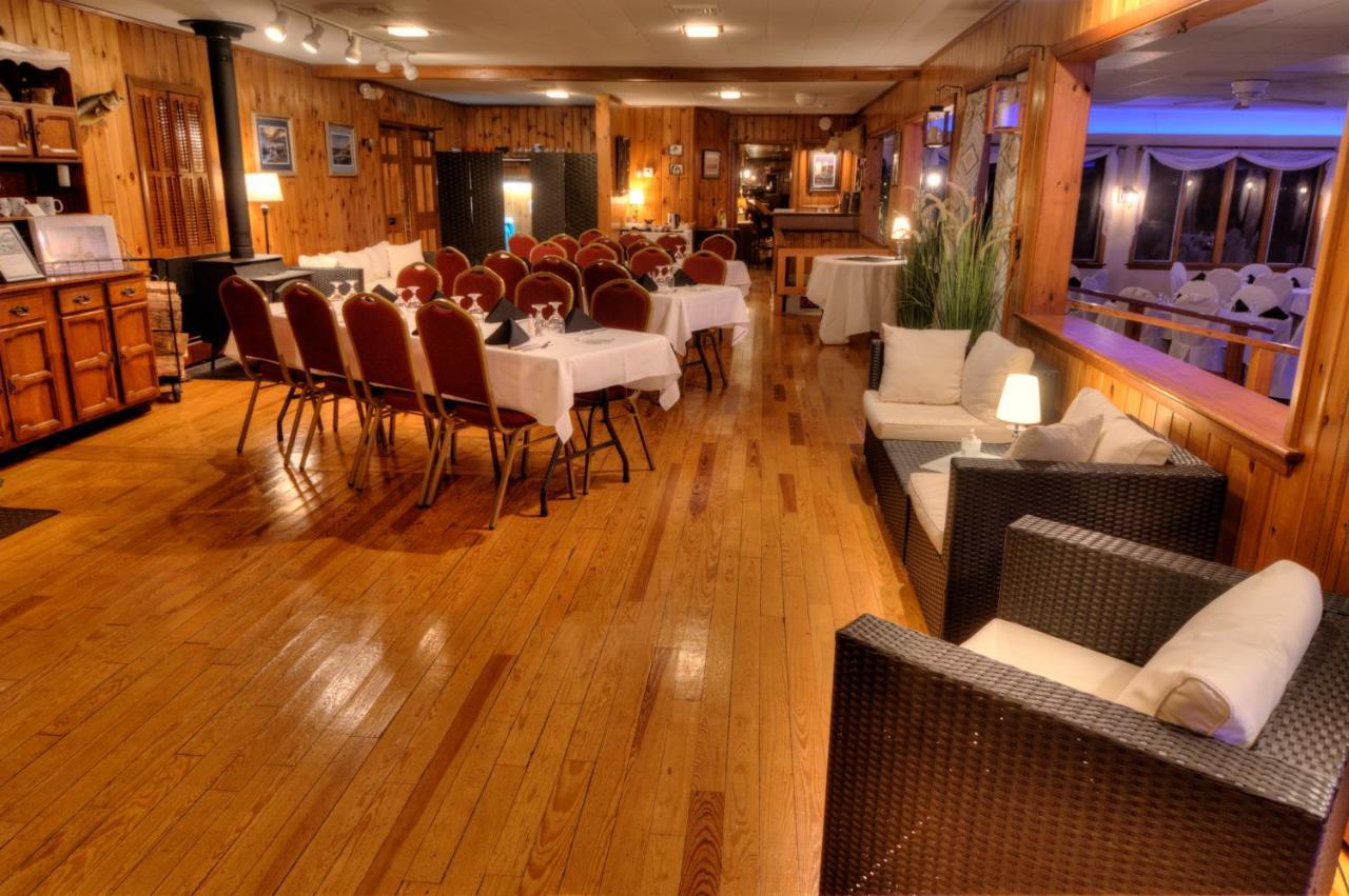 Alamoosook Lakeside Inn Orland Exterior photo
